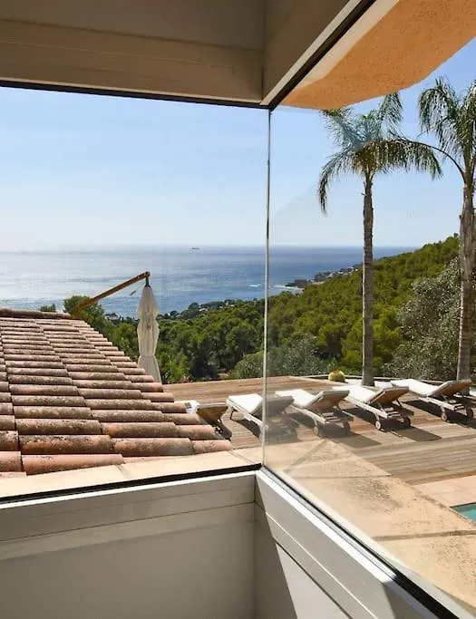 Villa Palm Springs Superb Sea View, Terrasse And Swimming Pool Carqueiranne